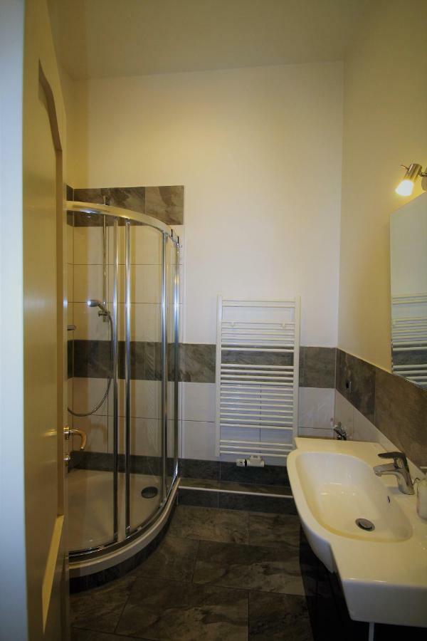 Apartments In Der Jahnallee 20 Waldplatzpalais Λειψία Εξωτερικό φωτογραφία
