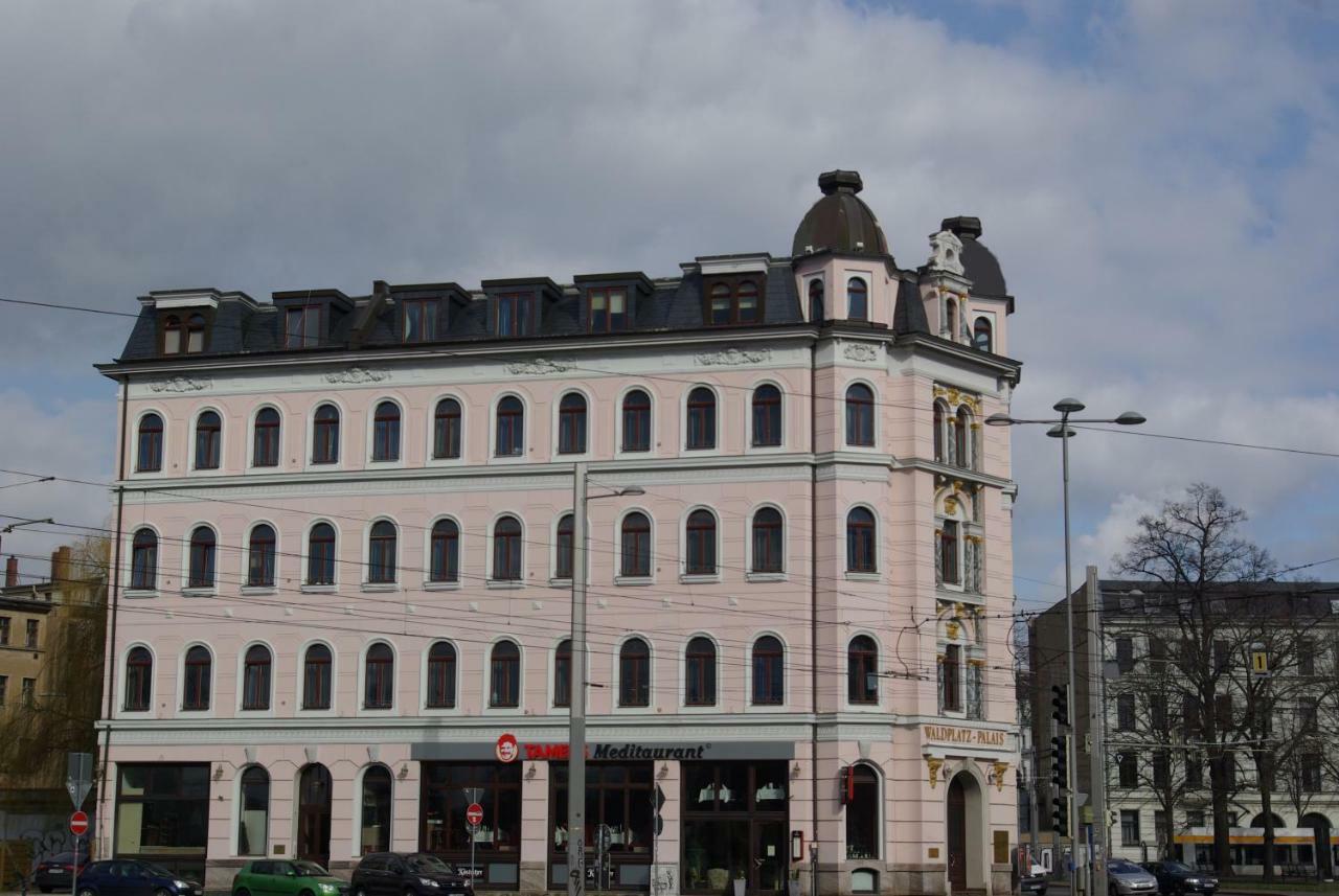 Apartments In Der Jahnallee 20 Waldplatzpalais Λειψία Εξωτερικό φωτογραφία